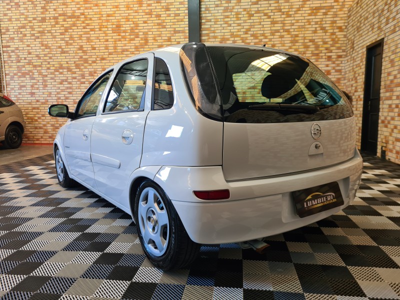 CORSA 1.4 MPFI PREMIUM 8V FLEX 4P MANUAL - 2009 - FARROUPILHA