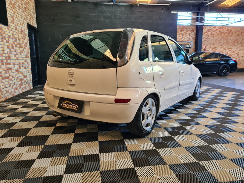 CORSA 1.4 MPFI PREMIUM 8V FLEX 4P MANUAL - 2009 - FARROUPILHA