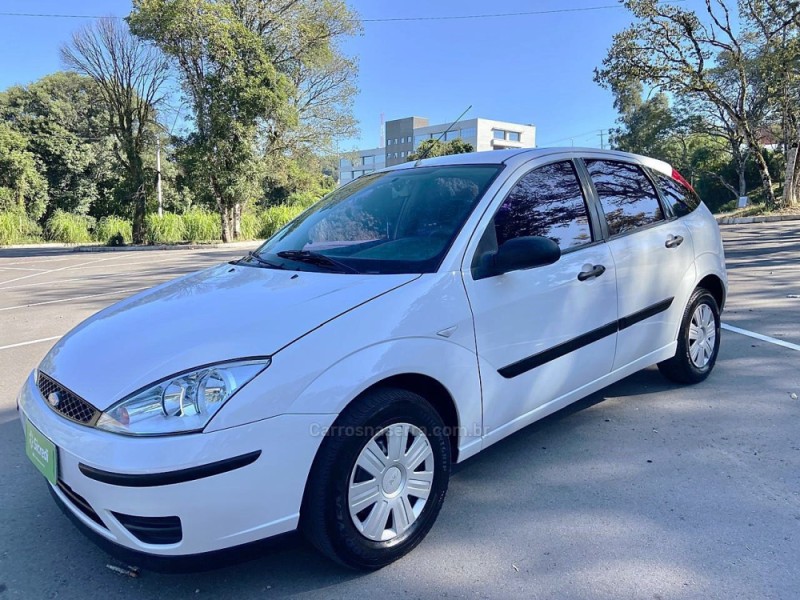 FOCUS 1.6 8V FLEX 4P MANUAL - 2008 - BENTO GONçALVES