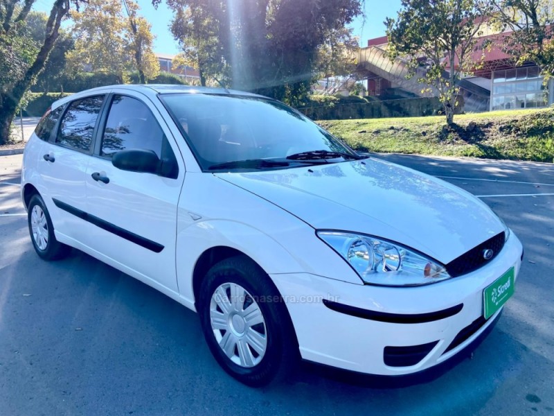 FOCUS 1.6 8V FLEX 4P MANUAL - 2008 - BENTO GONçALVES