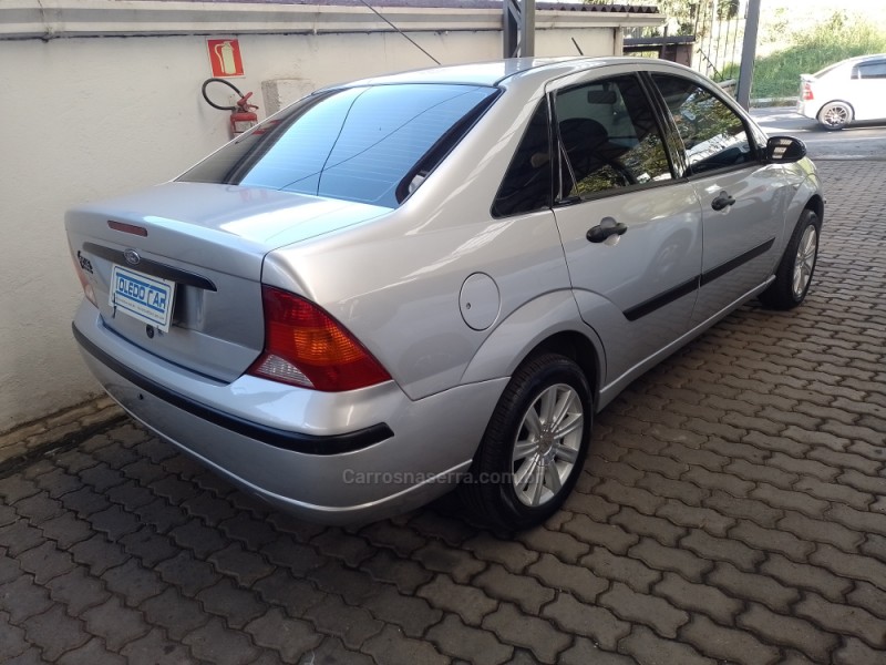 FOCUS 1.6 GLX 8V GASOLINA 4P MANUAL - 2005 - CAXIAS DO SUL