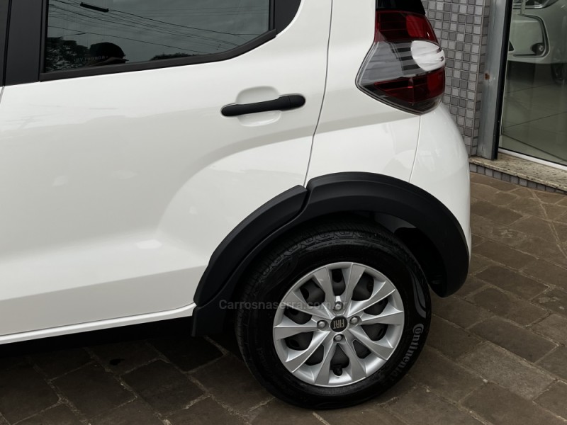 MOBI 1.0 8V EVO FLEX LIKE. MANUAL - 2023 - VACARIA