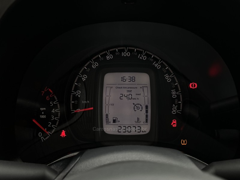 MOBI 1.0 8V EVO FLEX LIKE. MANUAL - 2023 - VACARIA