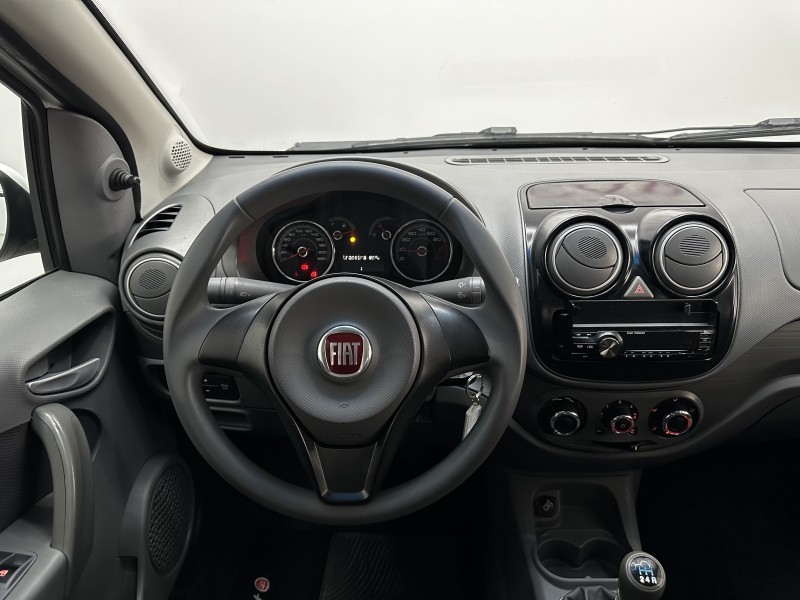 PALIO 1.0 MPI ATTRACTIVE 8V FLEX 4P MANUAL - 2015 - CAXIAS DO SUL