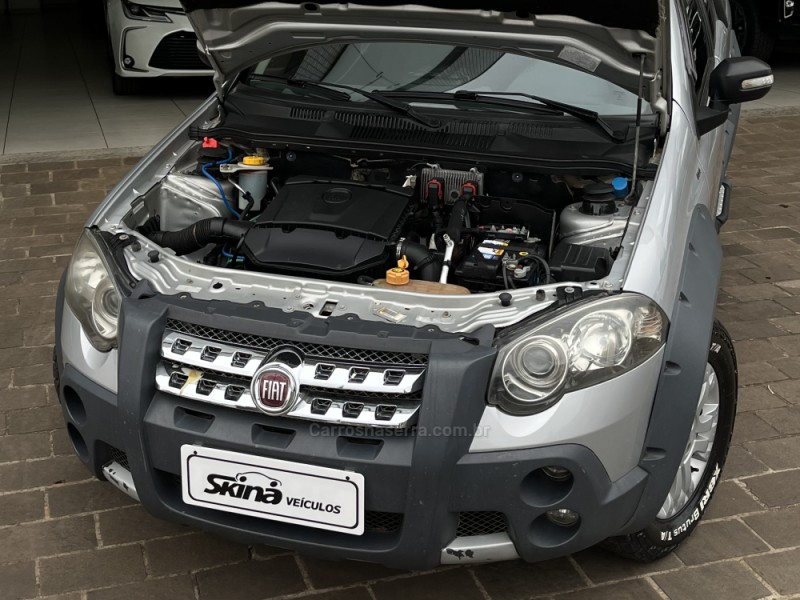 STRADA 1.8 MPI ADVENTURE CD 8V FLEX 2P MANUAL - 2011 - VACARIA