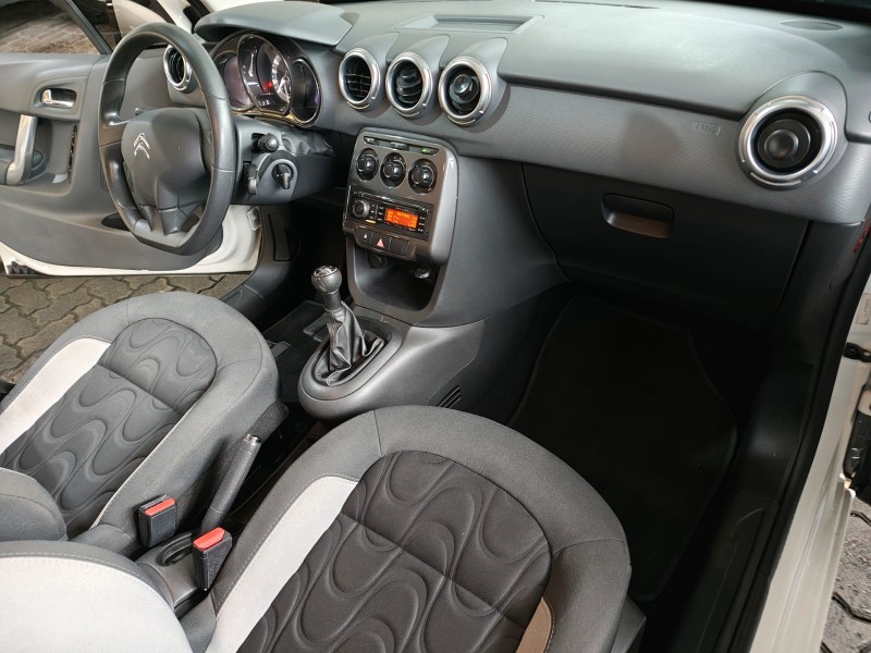 C3 1.5 ATTRACTION 8V FLEX 4P MANUAL - 2015 - FARROUPILHA