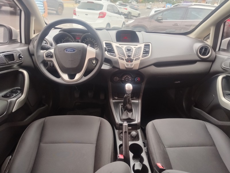 FIESTA 1.6 SE HATCH 16V FLEX 4P MANUAL - 2012 - CAXIAS DO SUL