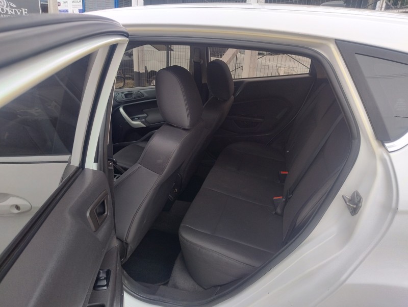 FIESTA 1.6 SE HATCH 16V FLEX 4P MANUAL - 2012 - CAXIAS DO SUL