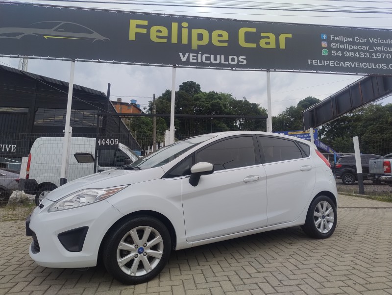 FIESTA 1.6 SE HATCH 16V FLEX 4P MANUAL - 2012 - CAXIAS DO SUL
