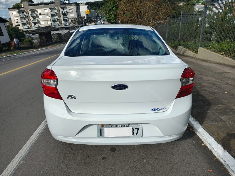 KA + 1.0 SE 12V FLEX 4P MANUAL - 2015 - FARROUPILHA
