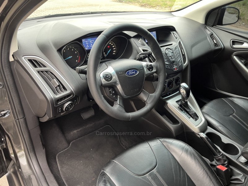 FOCUS 1.6 SE HATCH 16V FLEX 4P AUTOMÁTICO - 2015 - CAXIAS DO SUL
