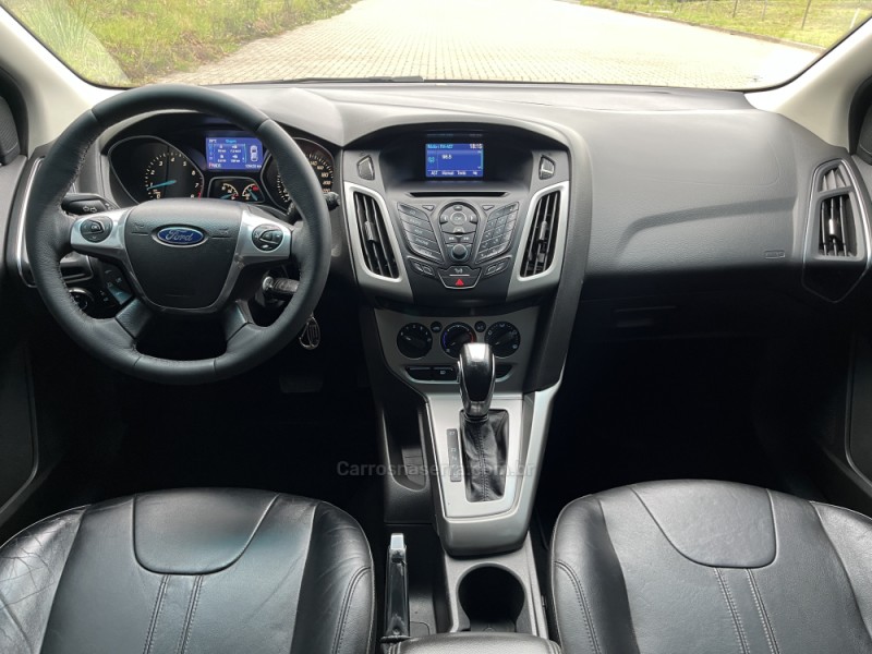 FOCUS 1.6 SE HATCH 16V FLEX 4P AUTOMÁTICO - 2015 - CAXIAS DO SUL