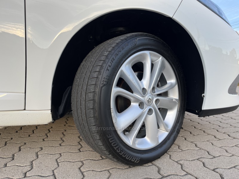 FLUENCE 2.0 PRIVILÉGE 16V FLEX 4P AUTOMÁTICO - 2015 - CAXIAS DO SUL