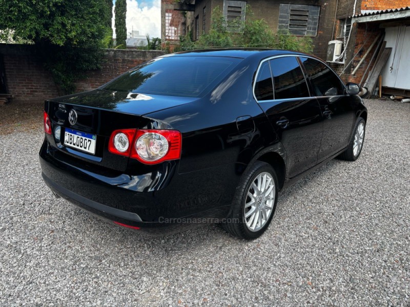 JETTA 2.5 I 20V 170CV GASOLINA 4P TIPTRONIC - 2008 - CAXIAS DO SUL