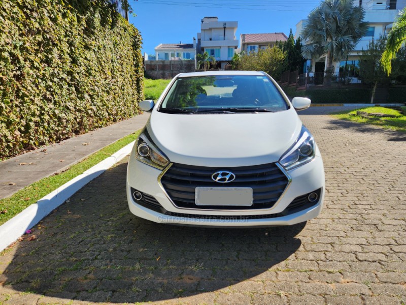 HB20 1.6 PREMIUM 16V FLEX 4P AUTOMÁTICO - 2017 - MONTENEGRO
