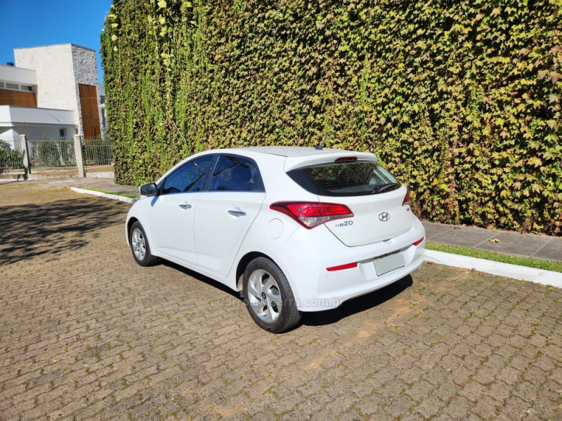 HB20 1.6 PREMIUM 16V FLEX 4P AUTOMÁTICO - 2017 - MONTENEGRO
