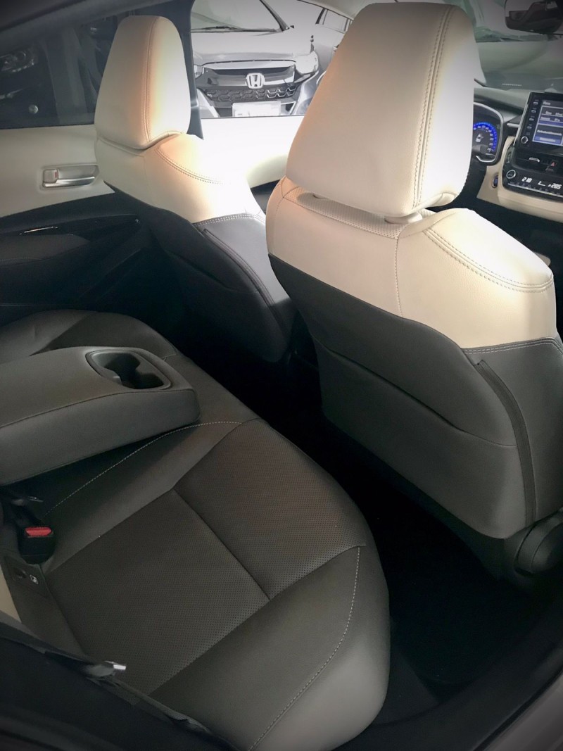 COROLLA 2.0 ALTIS PREMIUM 16V FLEX 4P AUTOMÁTICO - 2022 - LAJEADO