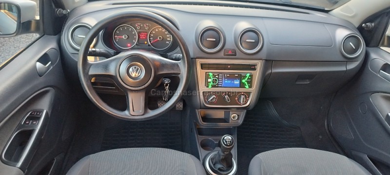 VOYAGE 1.0 MI TRENDLINE 8V FLEX 4P MANUAL - 2013 - FARROUPILHA