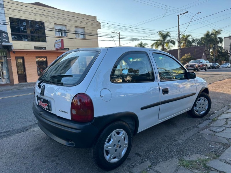 CORSA 1.0 MPFI WIND 8V GASOLINA 2P MANUAL - 1998 - CAXIAS DO SUL
