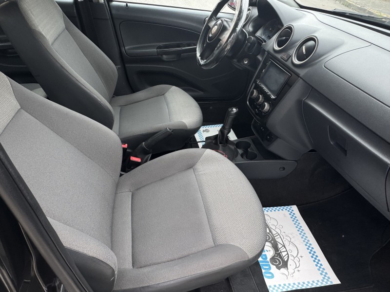 VOYAGE 1.6 MI TRENDLINE 8V FLEX 4P MANUAL - 2010 - CAXIAS DO SUL
