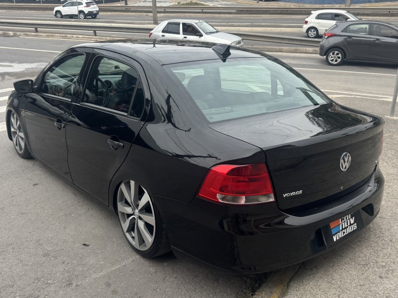 VOYAGE 1.6 MI TRENDLINE 8V FLEX 4P MANUAL - 2010 - CAXIAS DO SUL