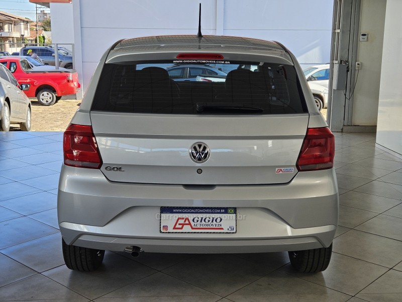 GOL 1.0 12V MPI TOTALFLEX 4P MANUAL - 2023 - TAPEJARA