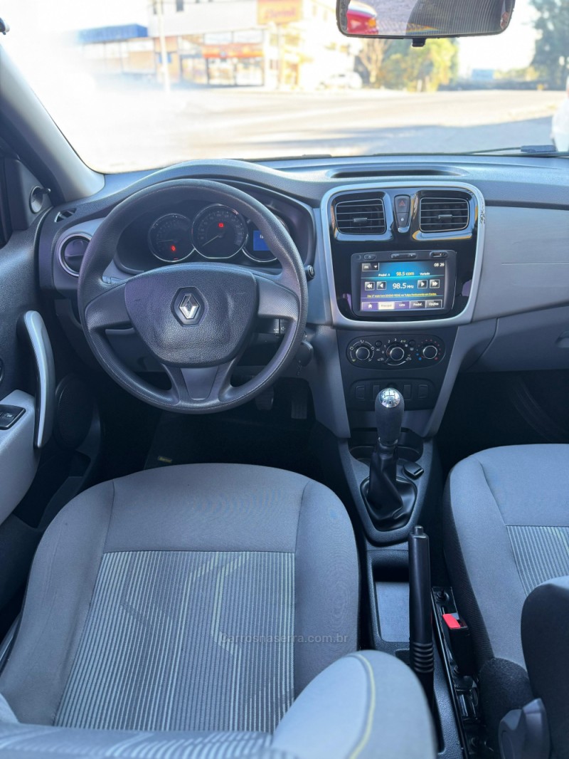 LOGAN 1.6 EXPRESSION 8V HI-FLEX 4P MANUAL - 2014 - CAXIAS DO SUL