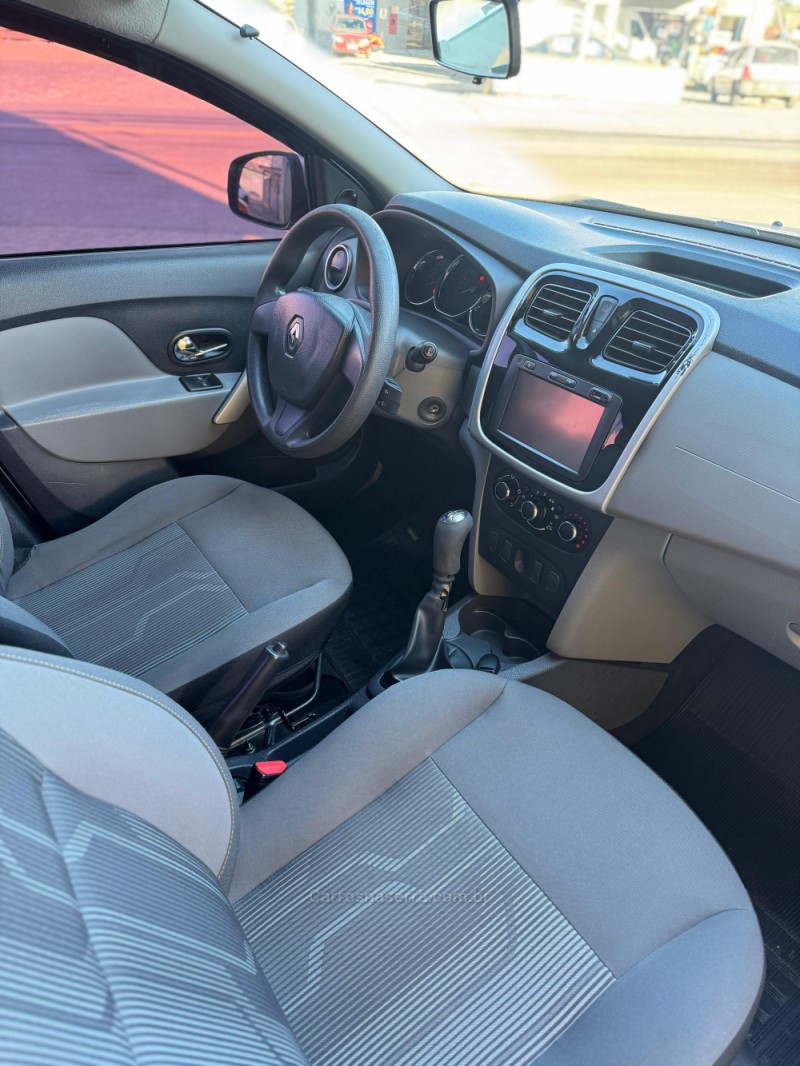 LOGAN 1.6 EXPRESSION 8V HI-FLEX 4P MANUAL - 2014 - CAXIAS DO SUL