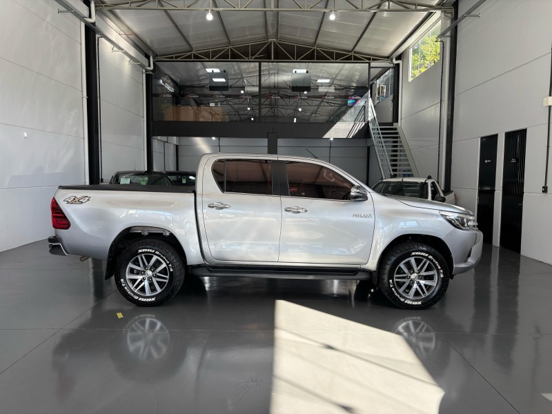 HILUX 2.8 SRX 4X4 CD 16V DIESEL 4P AUTOMÁTICO - 2017 - CAXIAS DO SUL