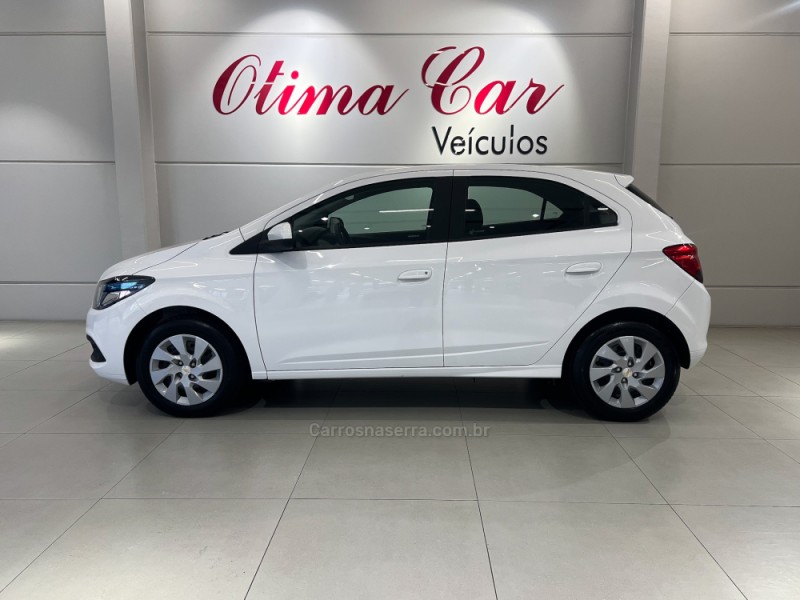 ONIX 1.4 MPFI LT 8V FLEX 4P MANUAL - 2016 - FLORES DA CUNHA