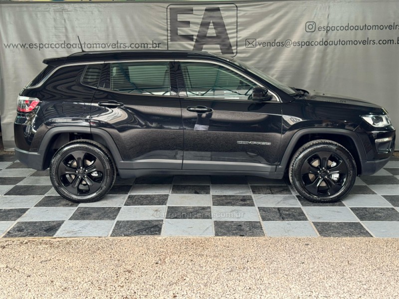 COMPASS 2.0 16V DIESEL LONGITUDE 4X4 AUTOMÁTICO - 2018 - NOVA PRATA