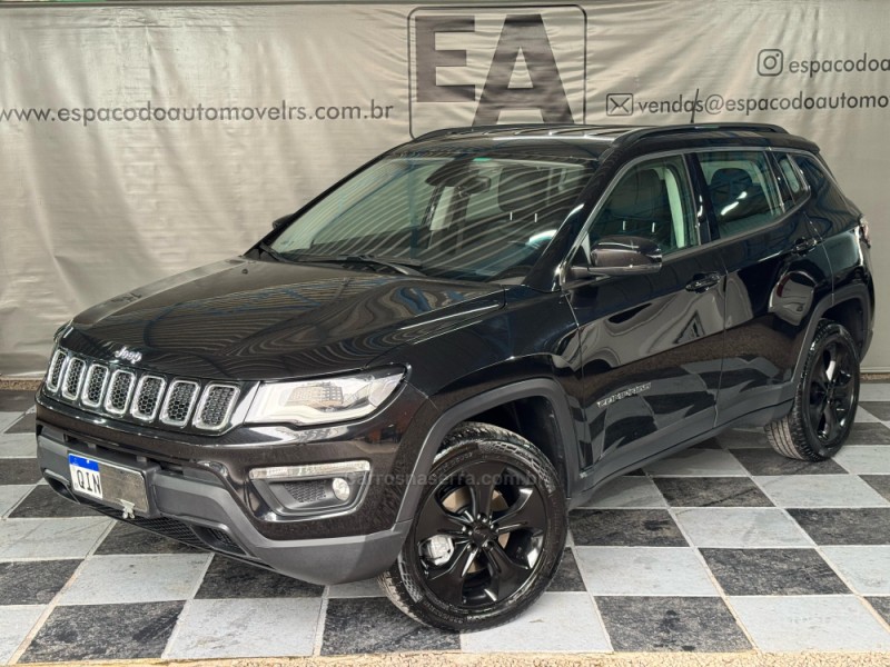 COMPASS 2.0 16V DIESEL LONGITUDE 4X4 AUTOMÁTICO - 2018 - NOVA PRATA