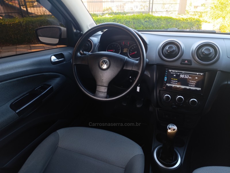 VOYAGE 1.6 MI TREND 8V FLEX 4P MANUAL - 2009 - CAXIAS DO SUL