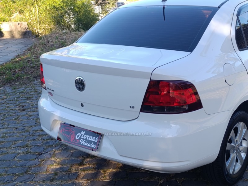 VOYAGE 1.6 MI TREND 8V FLEX 4P MANUAL - 2009 - CAXIAS DO SUL