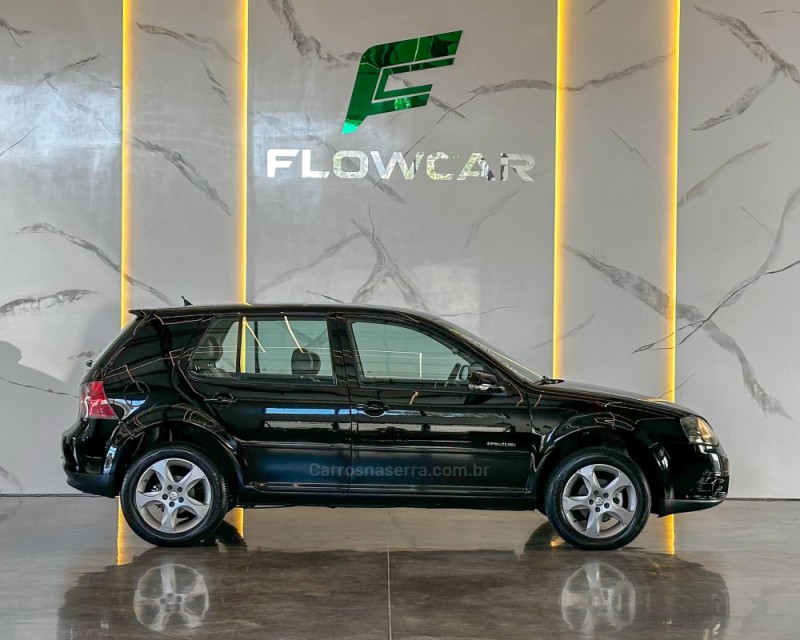GOLF 1.6 MI SPORTLINE 8V FLEX 4P MANUAL - 2009 - GARIBALDI