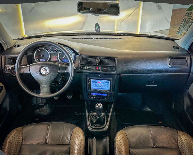 GOLF 1.6 MI SPORTLINE 8V FLEX 4P MANUAL - 2009 - GARIBALDI