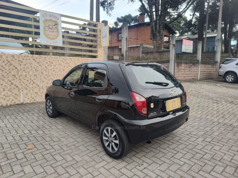 CELTA 1.0 MPFI SPIRIT 8V FLEX 4P MANUAL - 2010 - CANELA