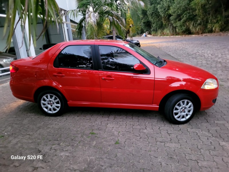 SIENA 1.0 MPI EL CELEBRATION 8V FLEX 4P MANUAL - 2012 - NOVA PRATA