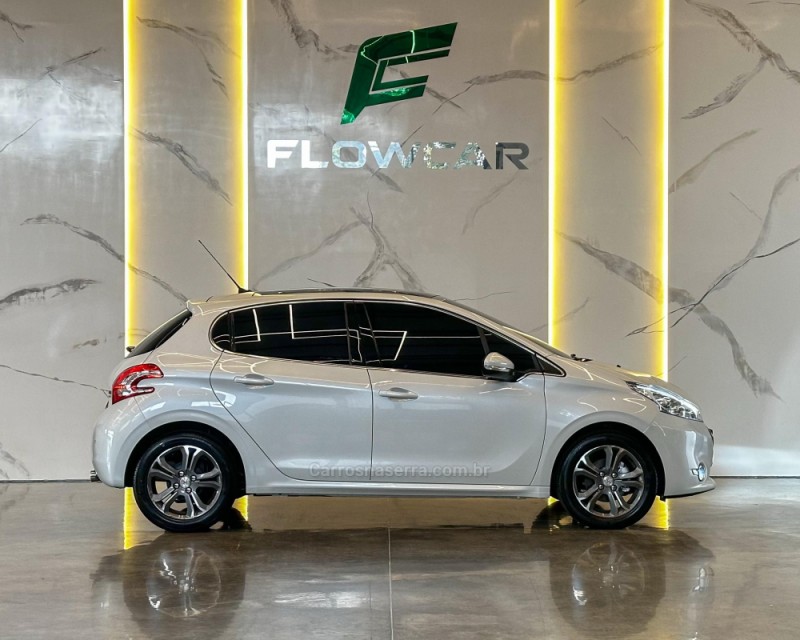 208 1.6 GRIFFE 16V FLEX 4P MANUAL - 2015 - GARIBALDI