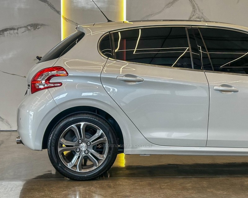 208 1.6 GRIFFE 16V FLEX 4P MANUAL - 2015 - GARIBALDI