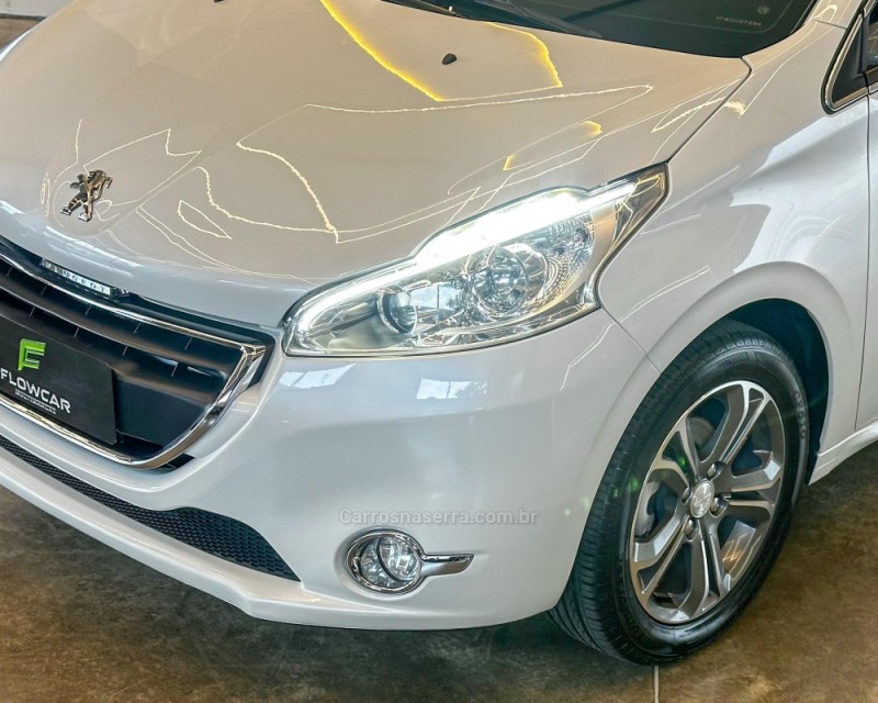 208 1.6 GRIFFE 16V FLEX 4P MANUAL - 2015 - GARIBALDI