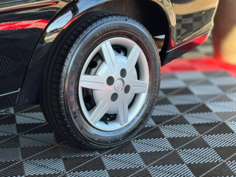 CLASSIC 1.0 MPFI LS 8V GASOLINA 4P MANUAL - 2014 - ESTâNCIA VELHA