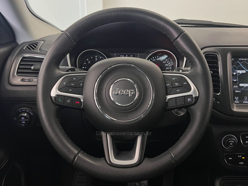 COMPASS 2.0 16V DIESEL LONGITUDE 4X4 AUTOMÁTICO - 2017 - FLORES DA CUNHA