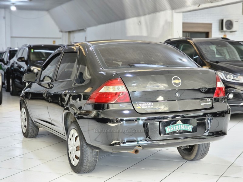 PRISMA 1.4 MPFI MAXX 8V FLEX 4P MANUAL - 2011 - SAPUCAIA DO SUL