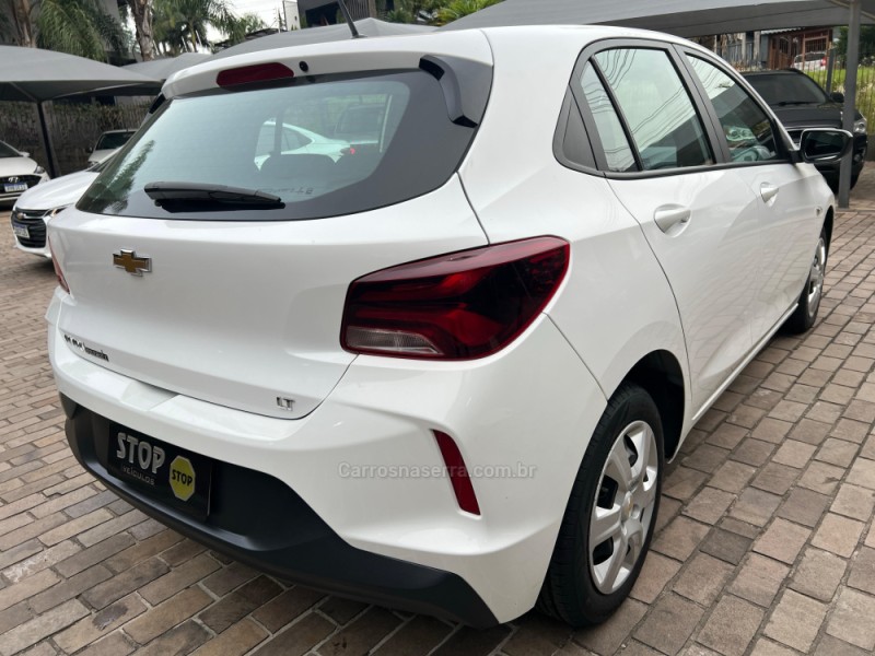ONIX 1.0 LT 12V FLEX 4P MANUAL - 2023 - DOIS IRMãOS