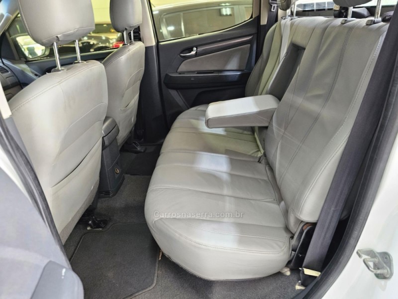 S10 2.4 LTZ 4X2 CD 8V FLEX 4P MANUAL - 2014 - SAPUCAIA DO SUL