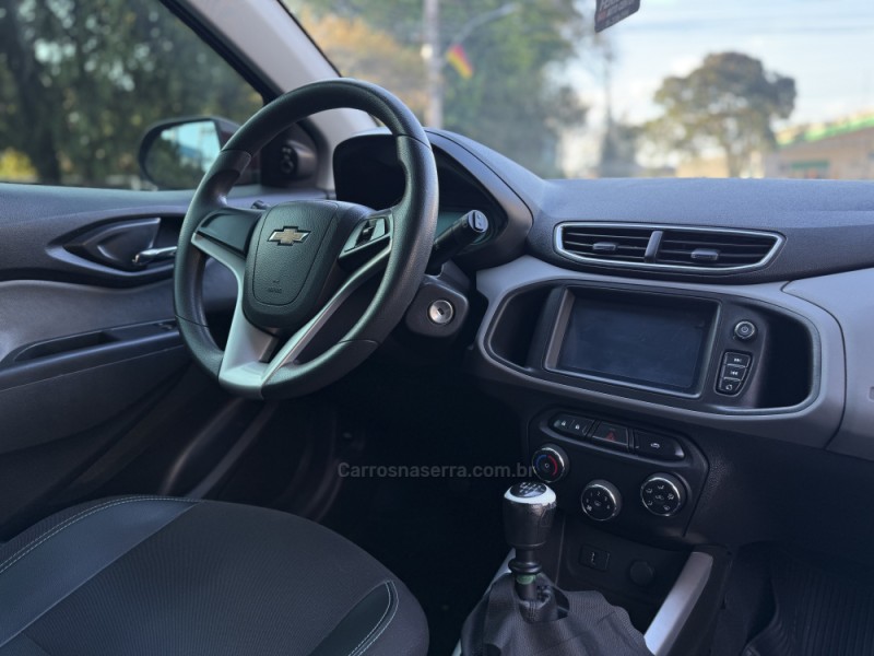 ONIX 1.0 LT 12V FLEX 4P MANUAL - 2019 - PAROBé