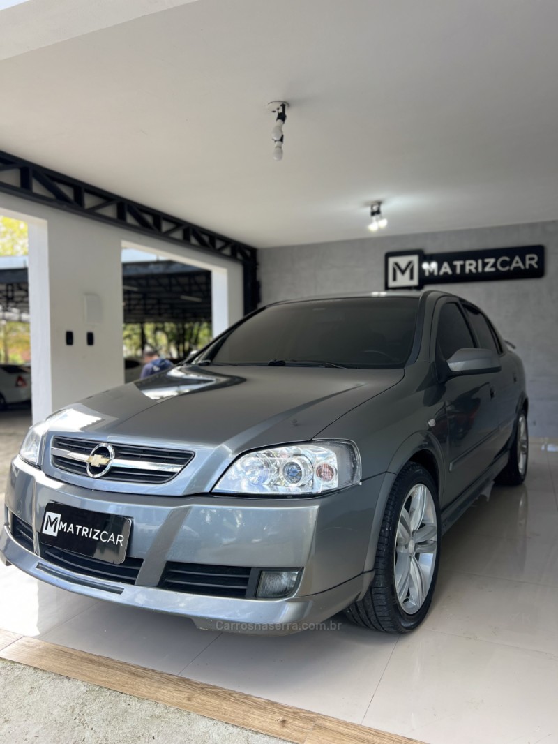 ASTRA 2.0 MPFI ADVANTAGE 8V FLEX 4P MANUAL - 2011 - CANELA