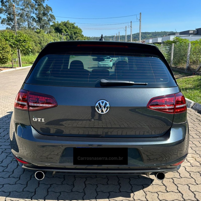 GOLF 2.0 GTI HIGHLINE 16V GASOLINA 4P AUTOMÁTICO - 2017 - BENTO GONçALVES