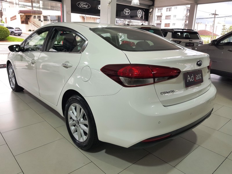 CERATO 1.6 16V SX4 FLEX 4P AUTOMÁTICO - 2018 - CAXIAS DO SUL